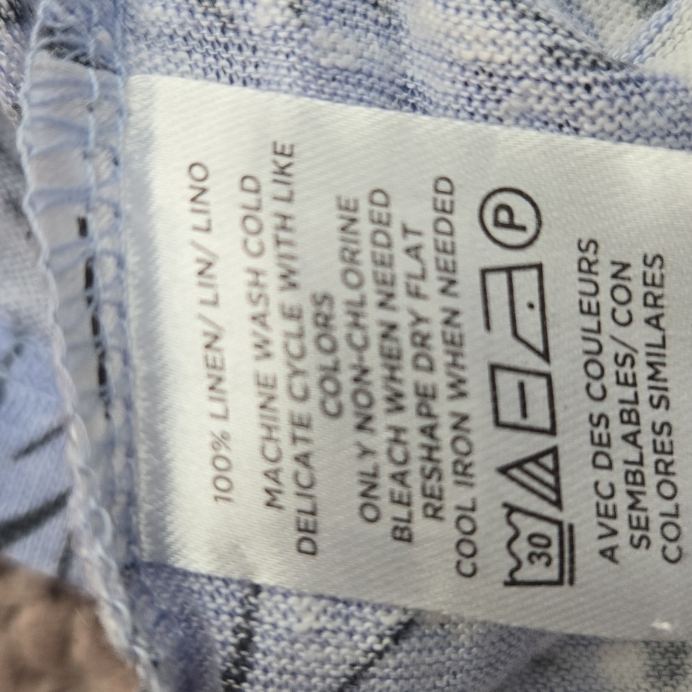 Bundle - Four Ann Taylor Tshirts - Picture 5 of 16